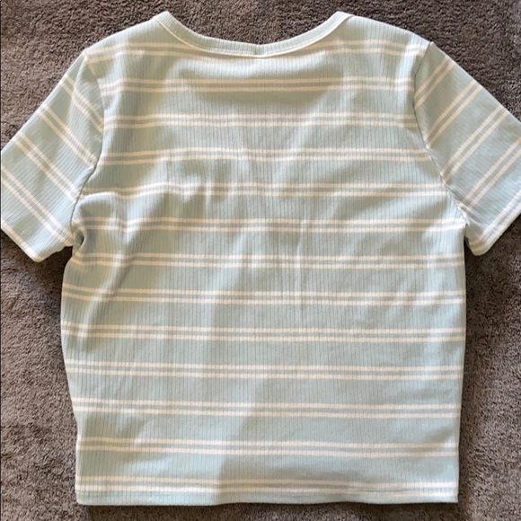 Crop tee - Picture 3 of 3